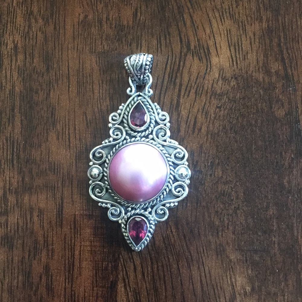 PINK PEARL AND GARNET STERLING SILVER PENDANT